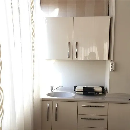 Ξενοδοχείο Eros 3*